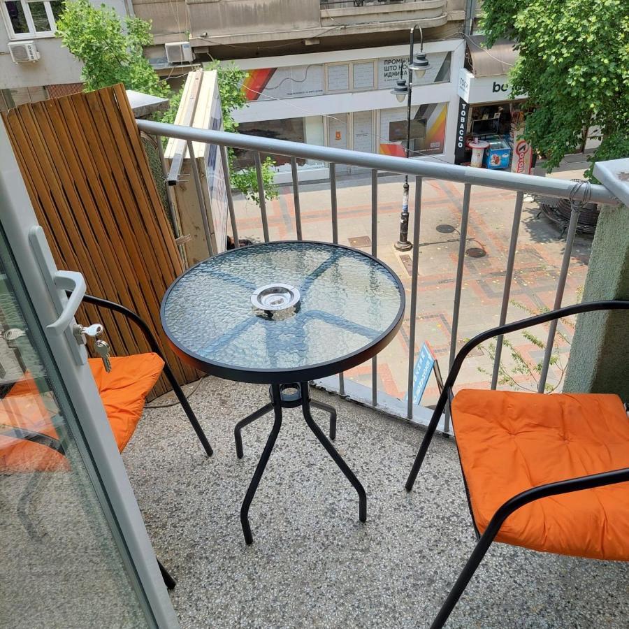 City Lux Square Apartments سكوبجي المظهر الخارجي الصورة